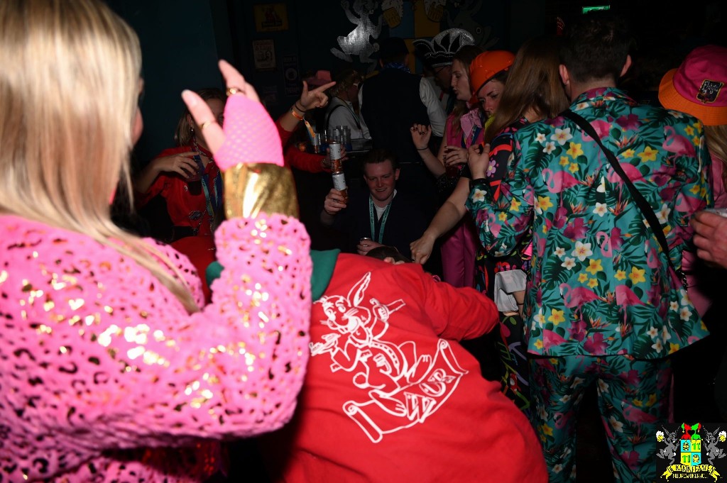 ../Images/Maandagavond carnaval 2026 079.jpg